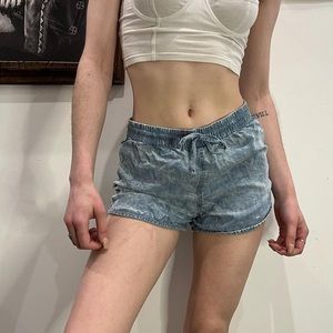 NEED TO LOCATE // juicy couture shorts